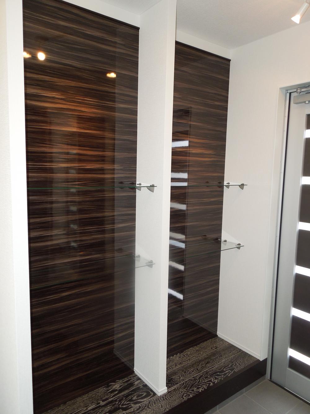 Entrance. Indoor (June 2013) Shooting