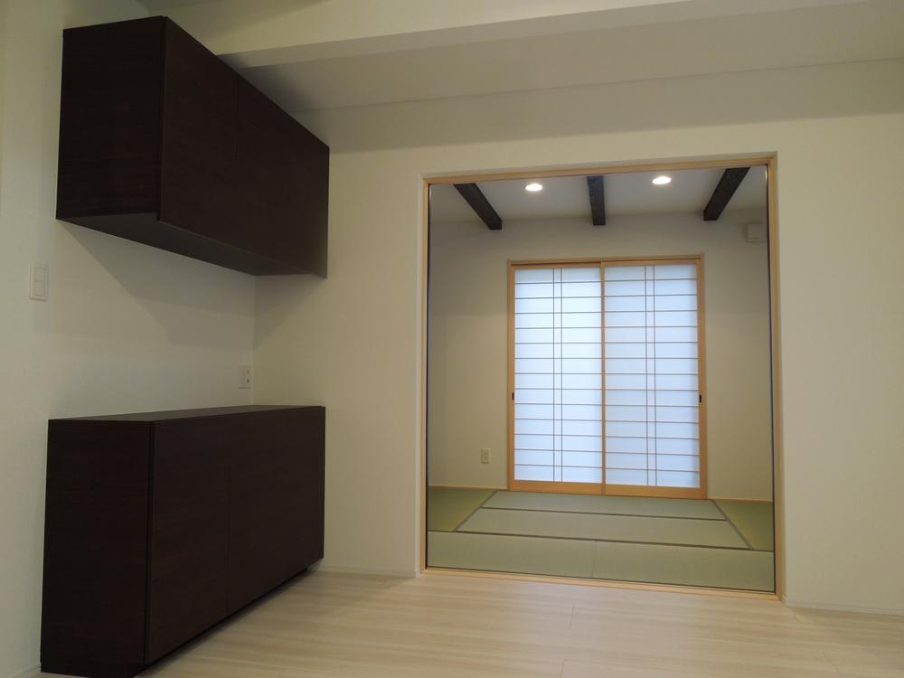 Non-living room. Indoor (June 2013) Shooting