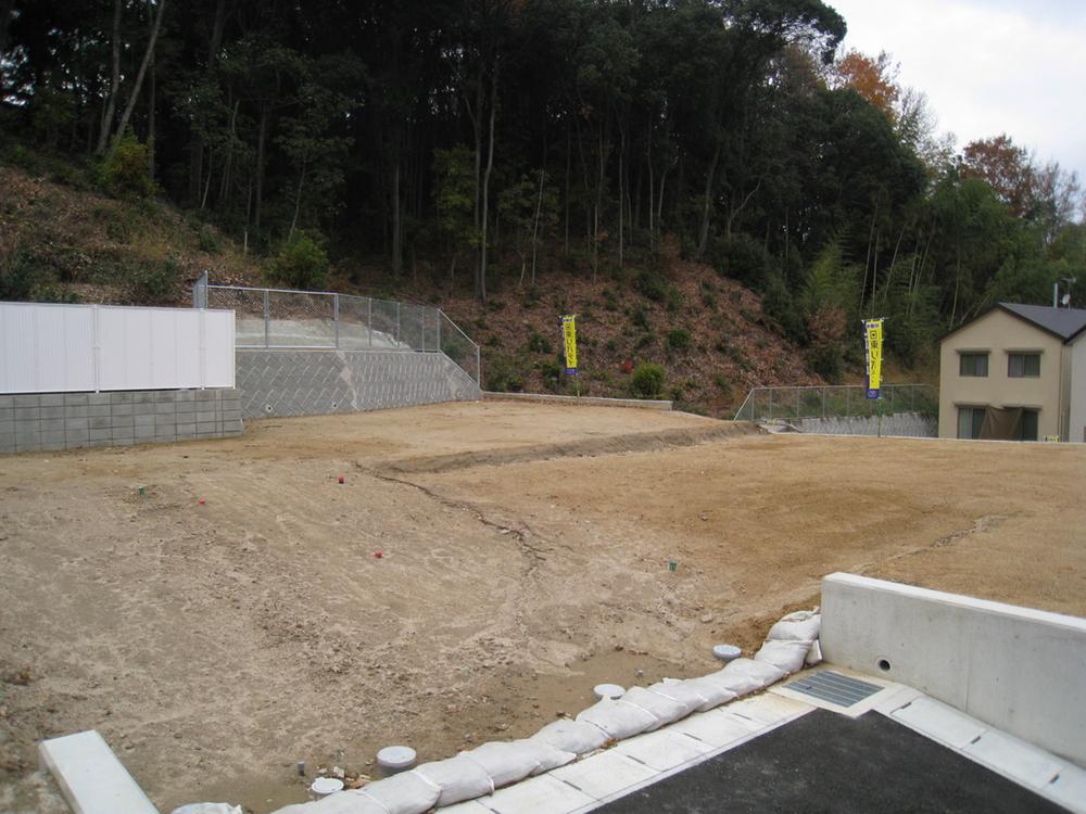 Local appearance photo. Local (12 May 2013) Shooting