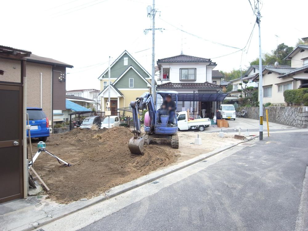 Local appearance photo. Local (12 May 2013) Shooting