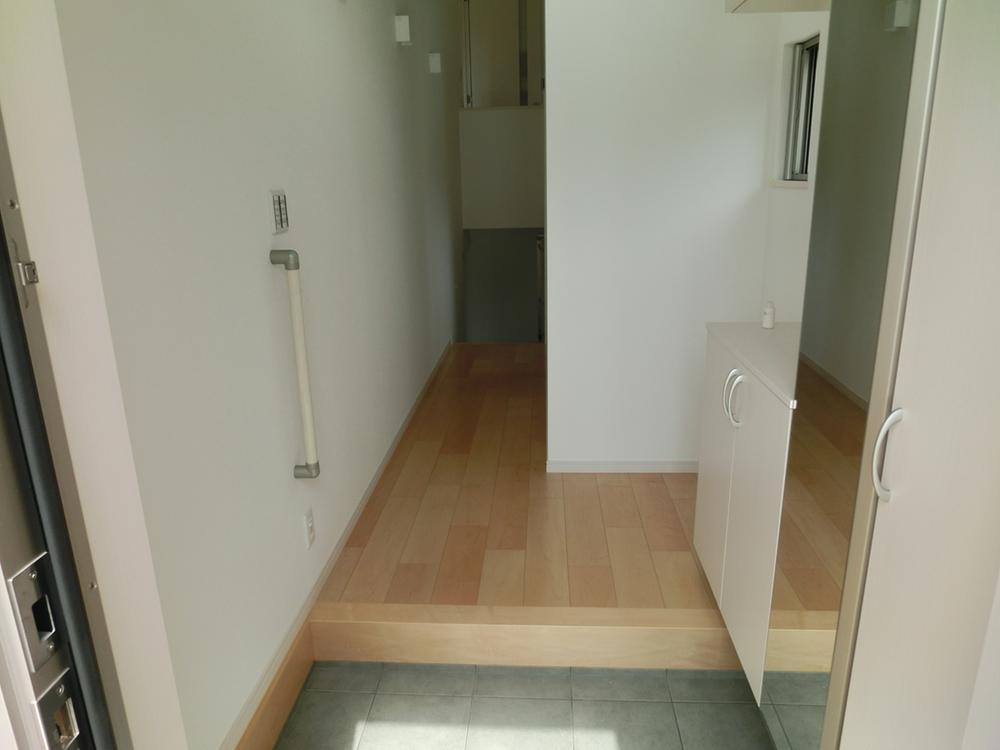 Entrance. (September 2013) Shooting