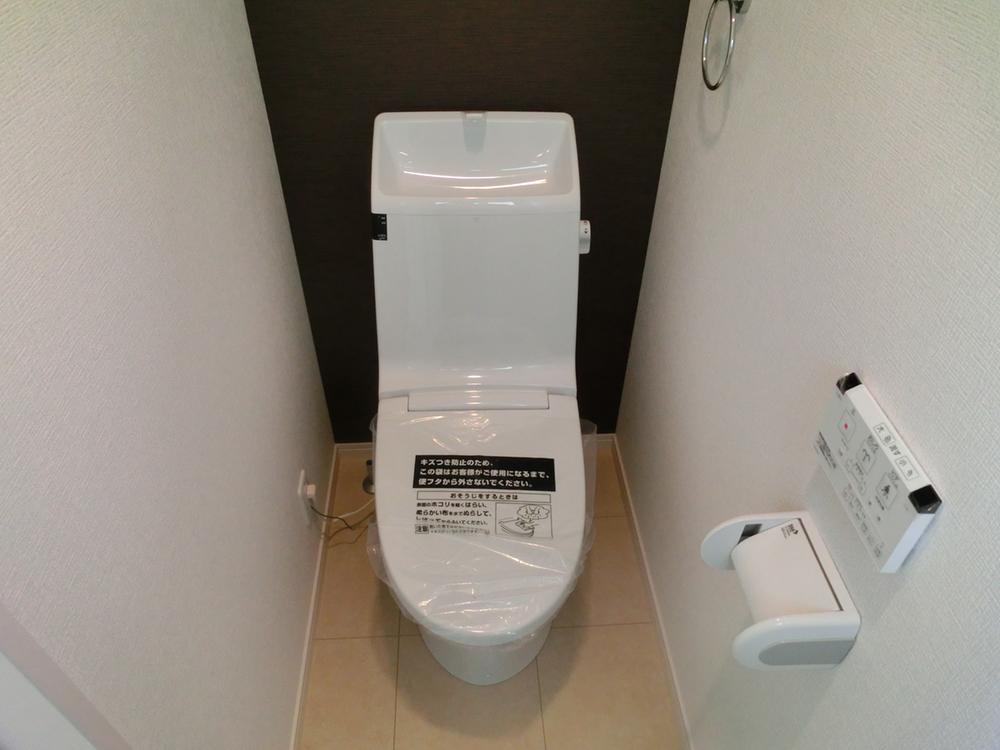 Toilet. (September 2013) Shooting