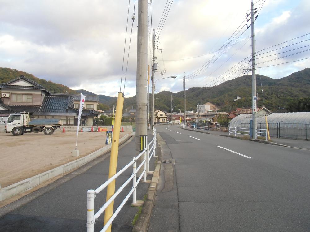 Local photos, including front road