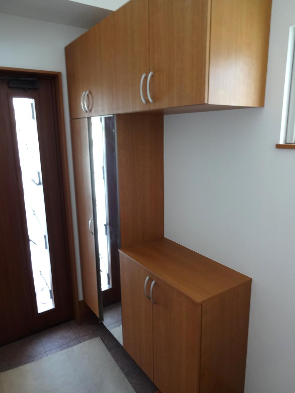 Entrance. Indoor (10 May 2013) Shooting