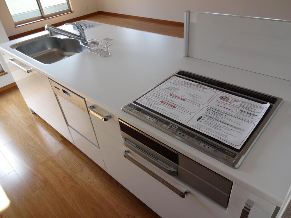 Kitchen. Indoor (10 May 2013) Shooting Second floor Party Kitchen