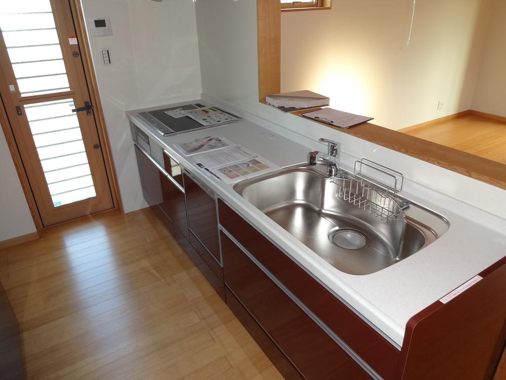 Kitchen. Indoor (11 May 2013) Shooting