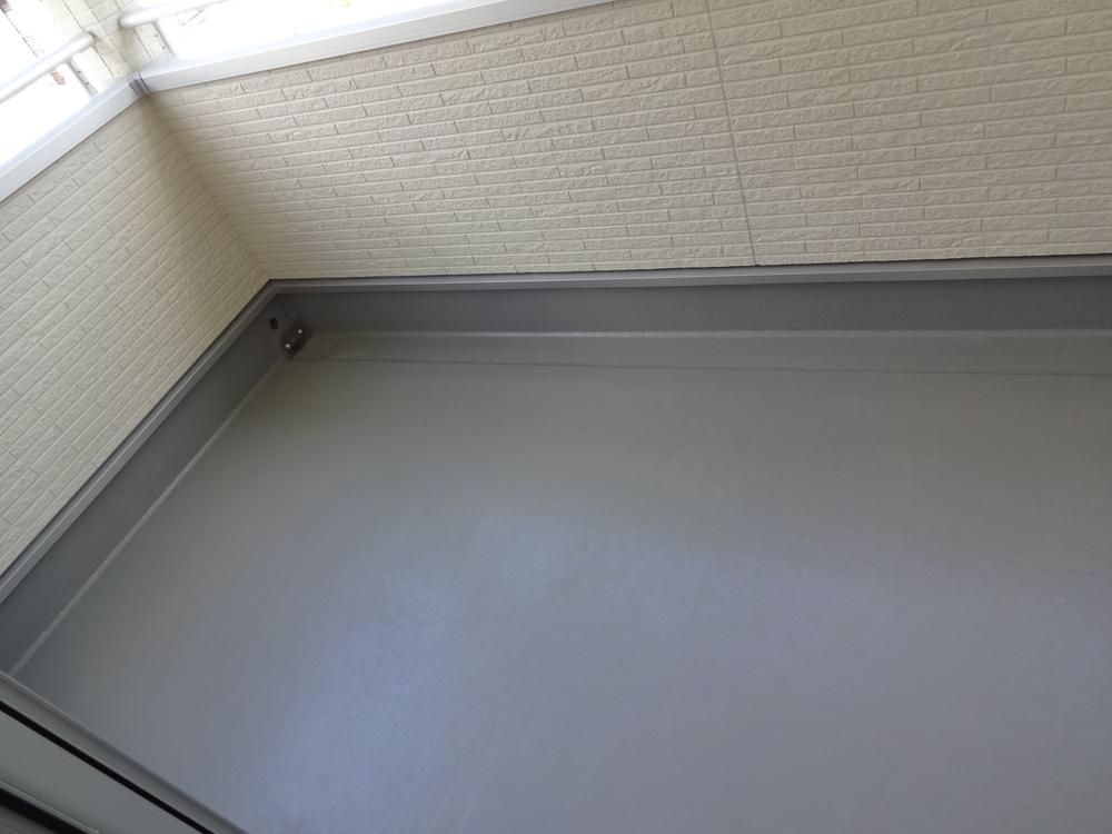 Balcony. Local (10 May 2013) Shooting