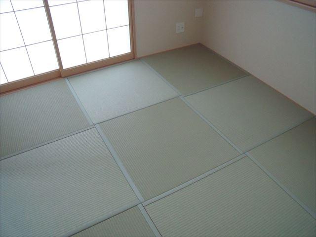 Non-living room. NO.2