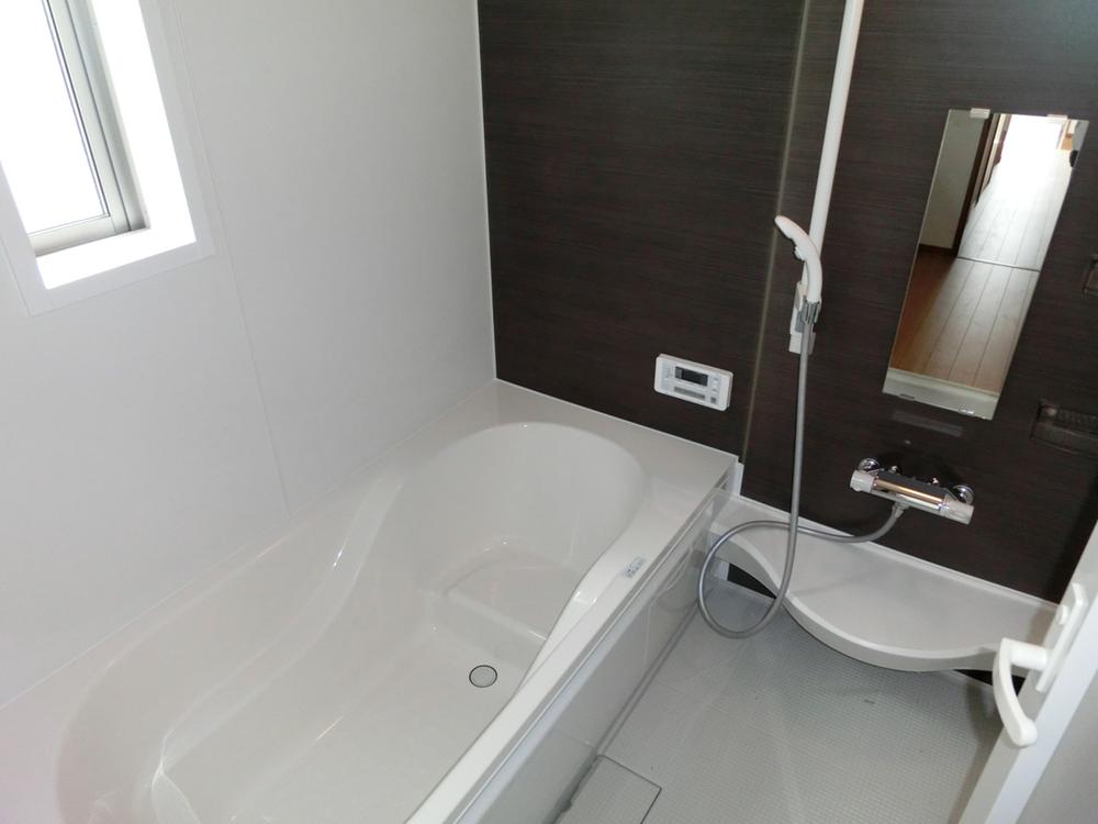 Bathroom. (September 2013) Shooting