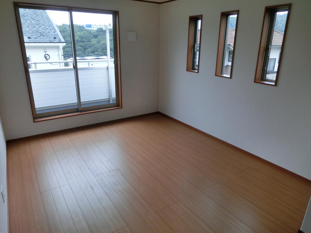 Non-living room. (September 2013) Shooting