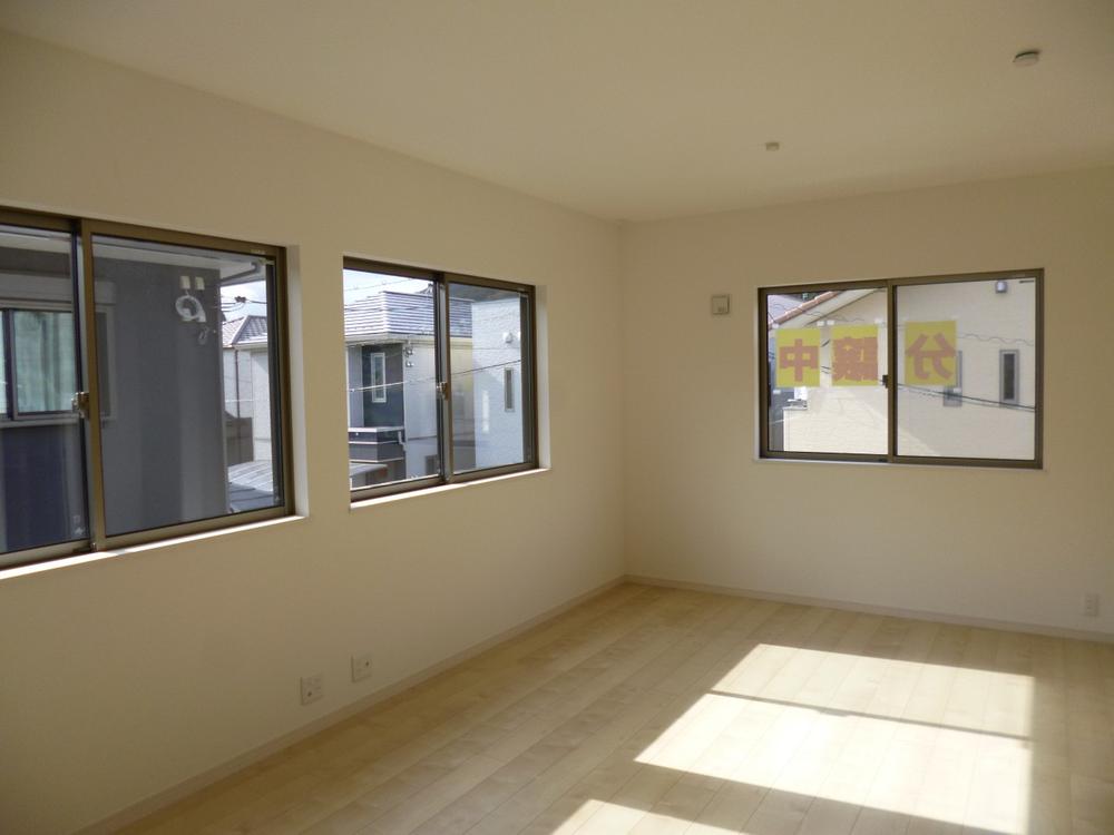 Non-living room. (November 2013) Shooting