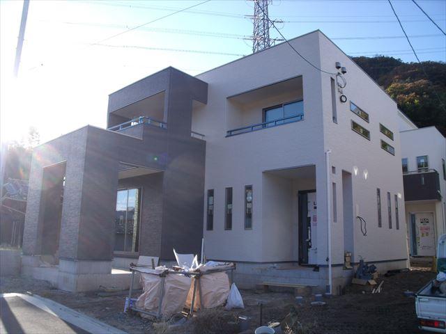 Local appearance photo. NO.2