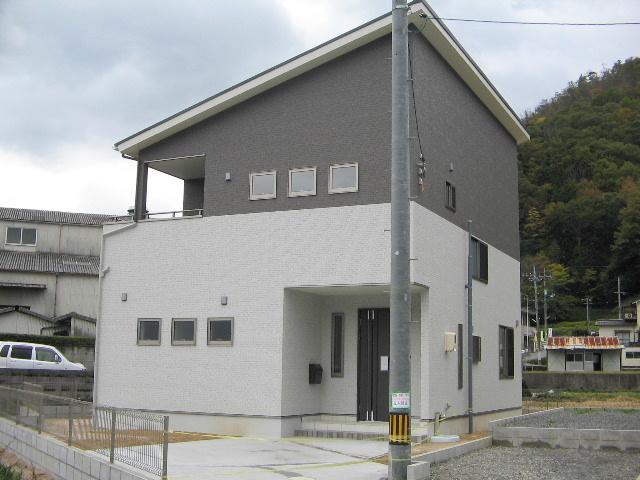 Local appearance photo