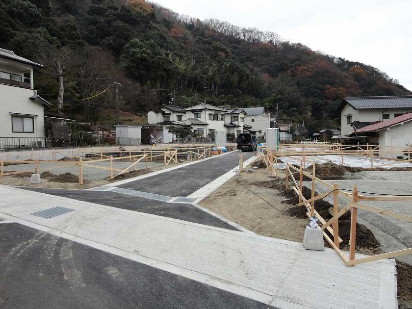 Local photos, including front road