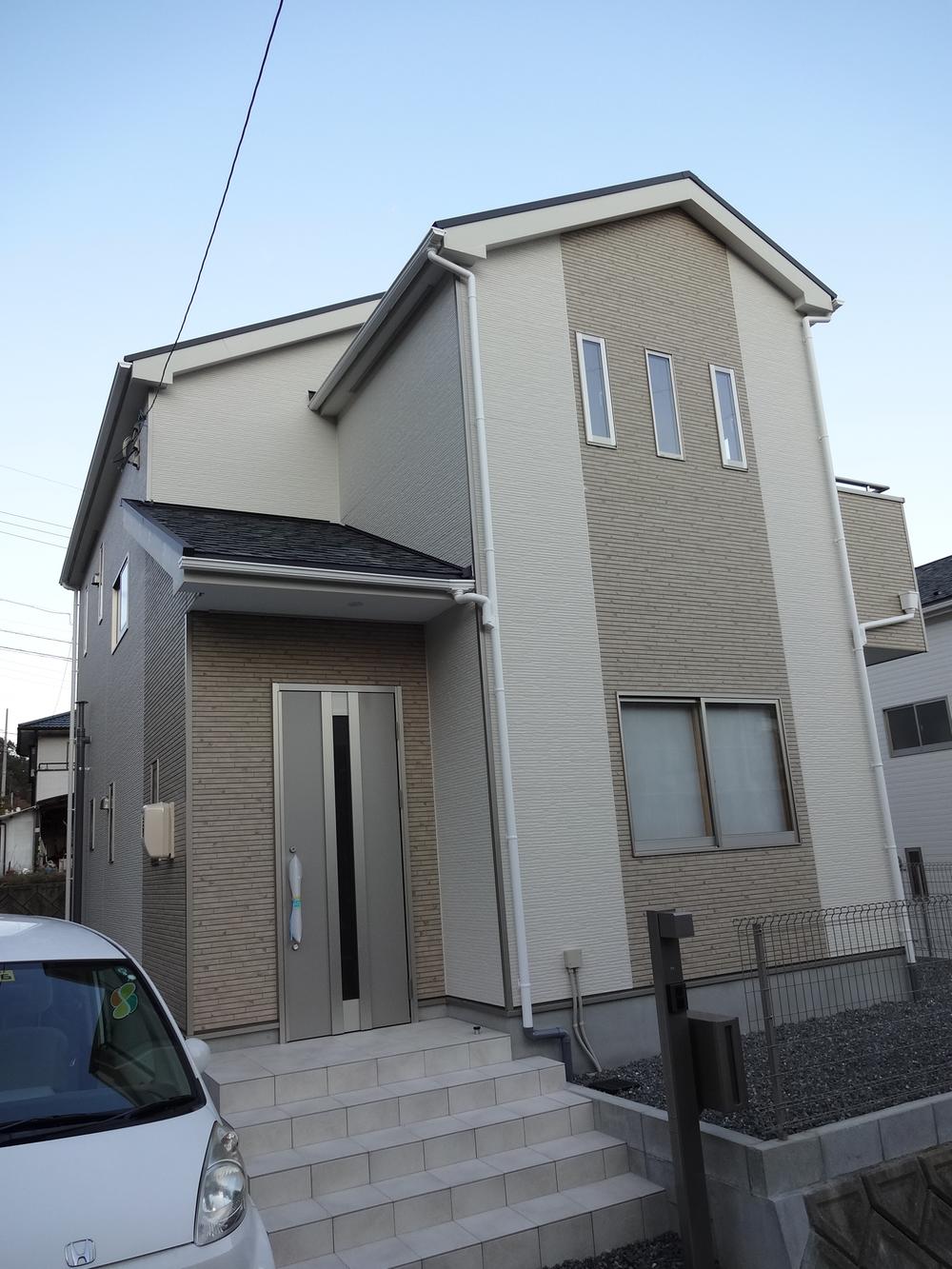 Local appearance photo. Local (11 May 2013) Shooting