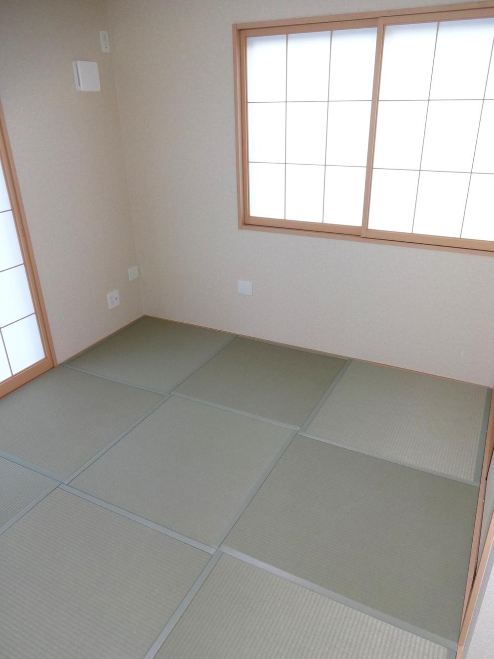 Non-living room. Indoor (11 May 2013) Shooting