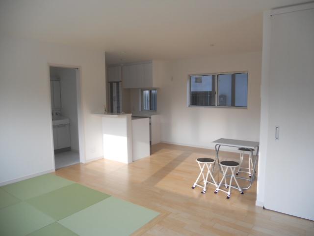 Living. Indoor (April 2013) Shooting