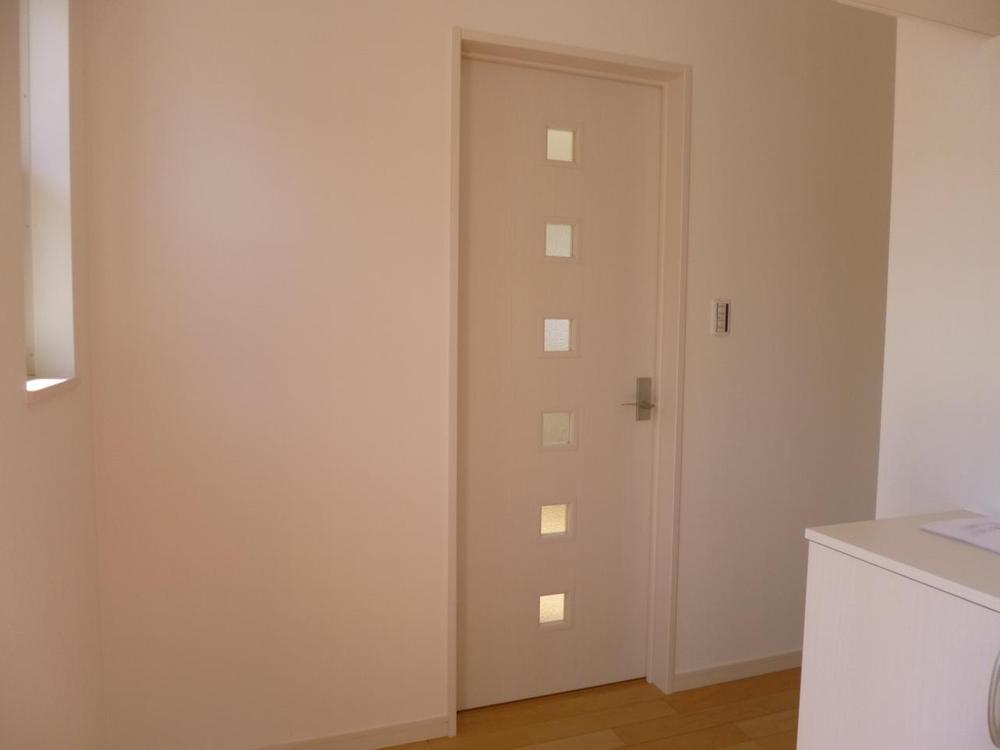 Entrance. (February 2013) Shooting