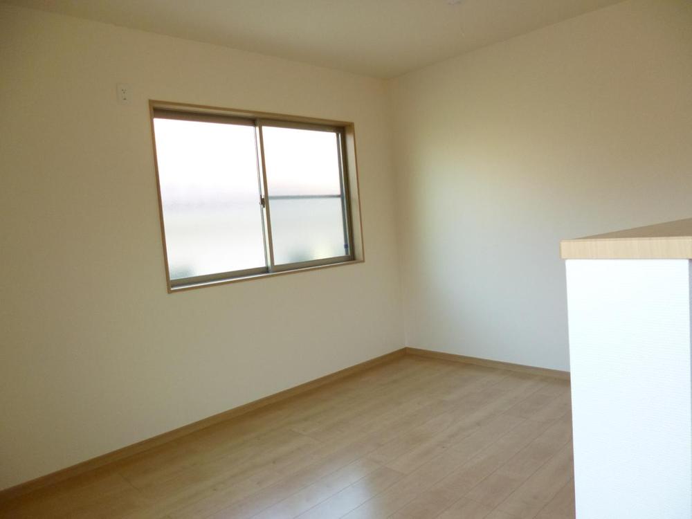 Non-living room. (March 2013) Shooting