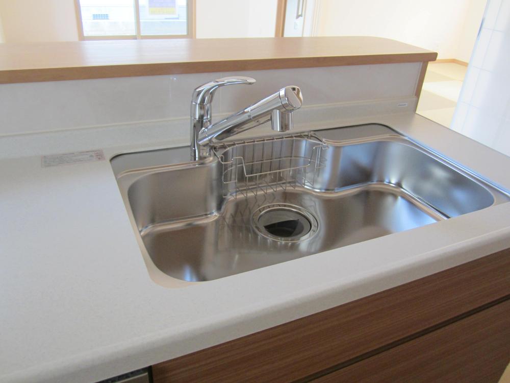 Kitchen. Indoor (10 May 2013) Shooting