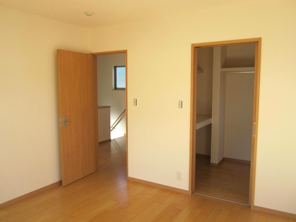 Non-living room. Indoor (10 May 2013) Shooting