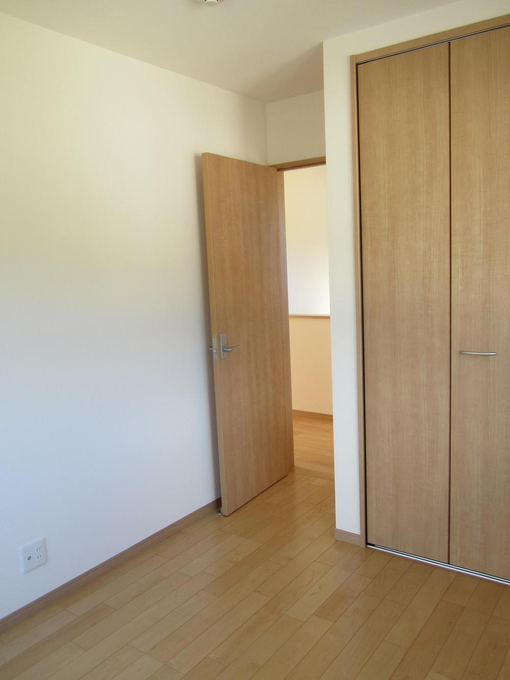 Non-living room. Indoor (10 May 2013) Shooting