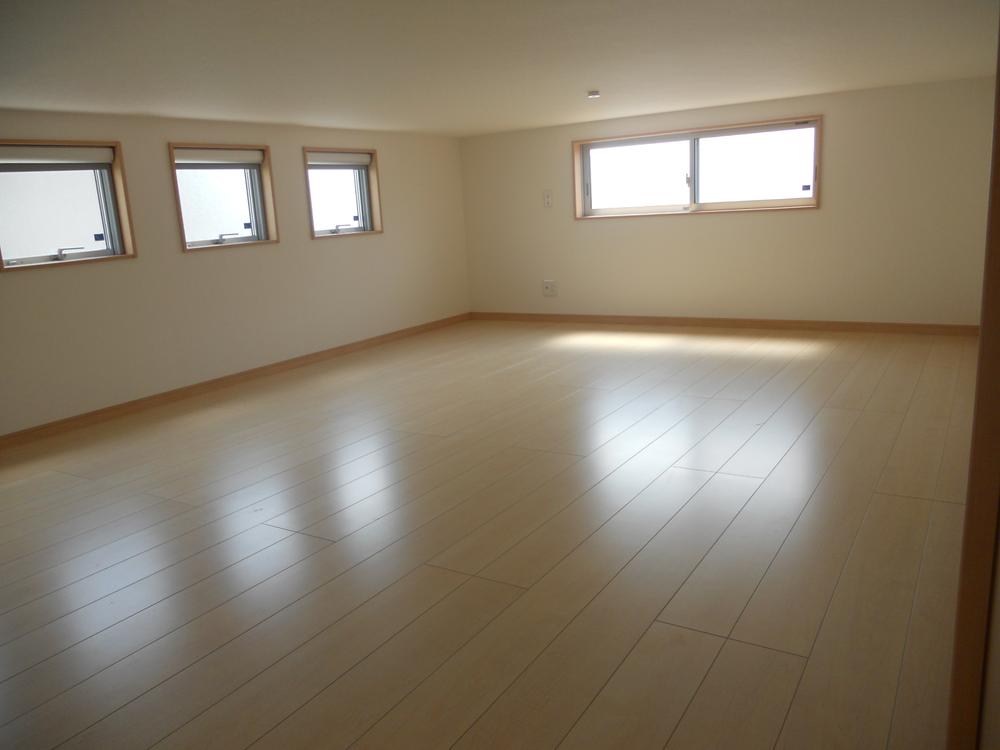 Other. 12 tatami loft burning