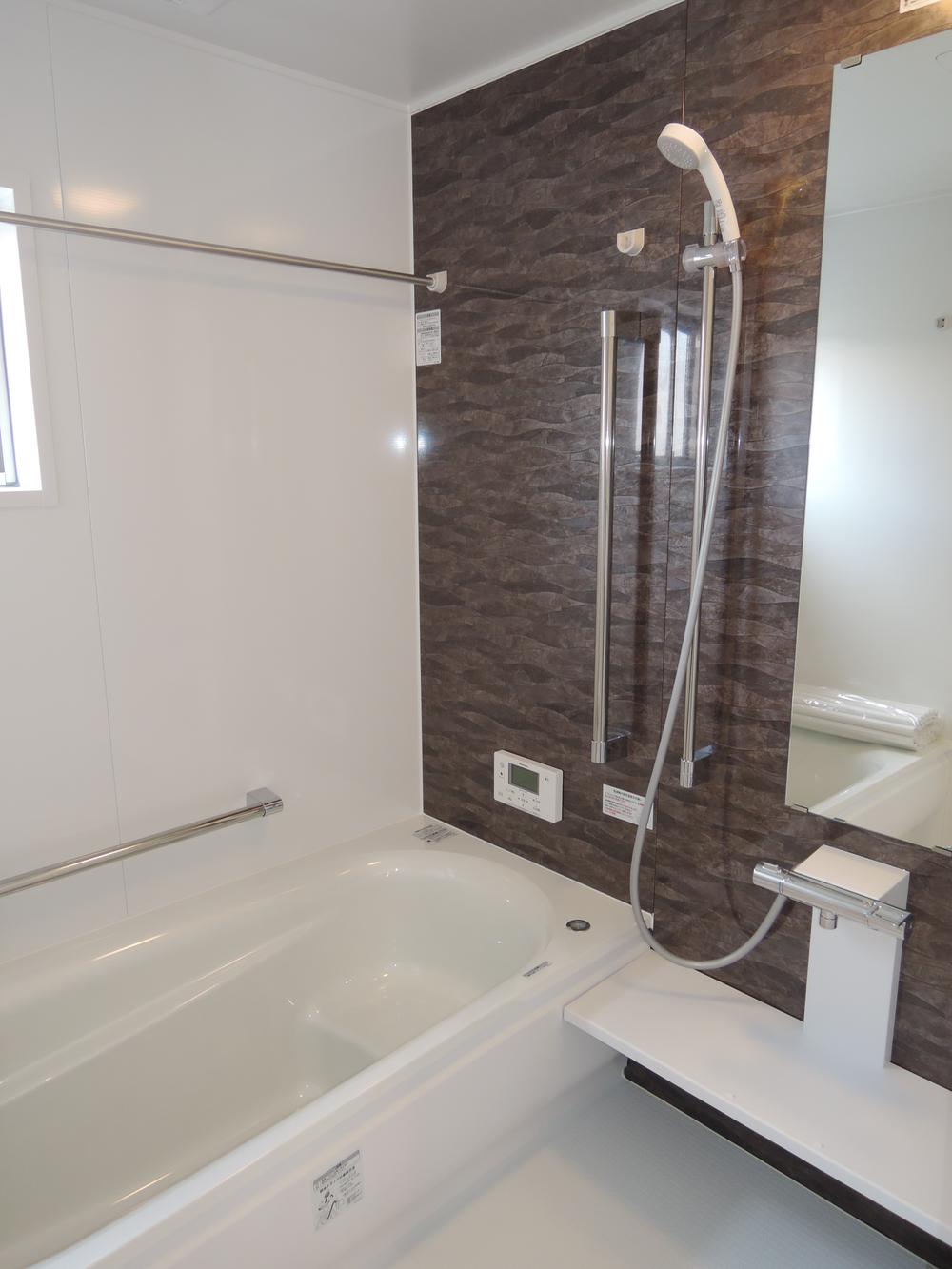 Bathroom. Indoor (11 May 2013) Shooting