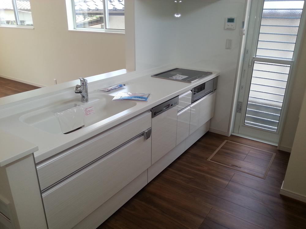 Kitchen. Local (July 2013) Shooting