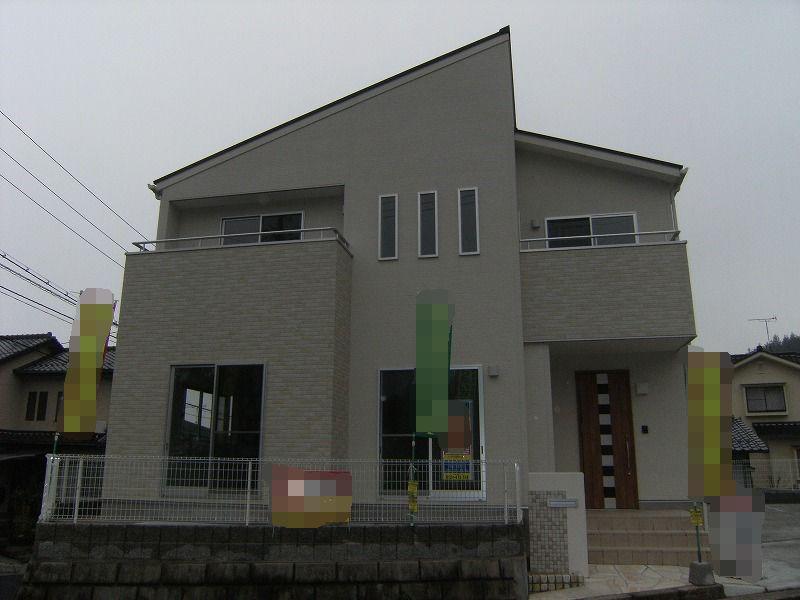 Local appearance photo. Zenshitsuminami direction, Corner lot. Shooting