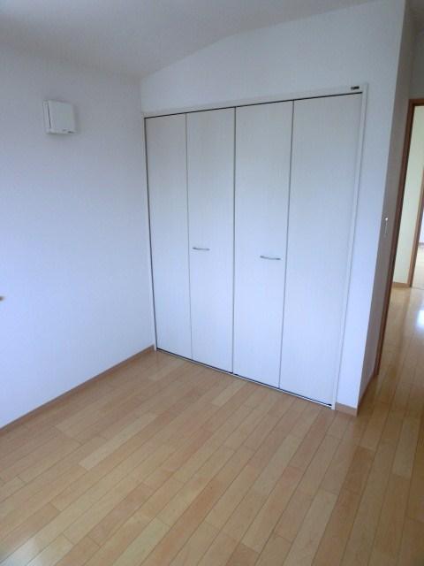 Non-living room. Room (August 2013) Shooting