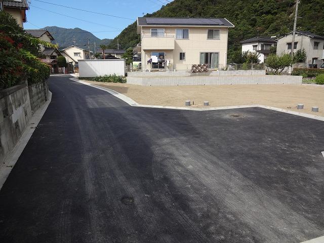 Local photos, including front road