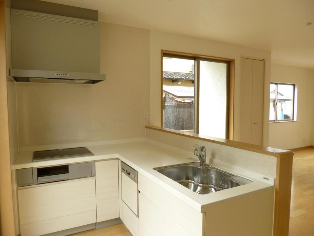 Kitchen. (February 2013) Shooting