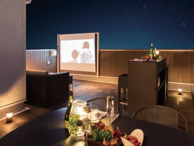 Please come and experience the space not only here in / And it offers you "a house rooftop" permanent exhibition hall in Hiroshima Branch