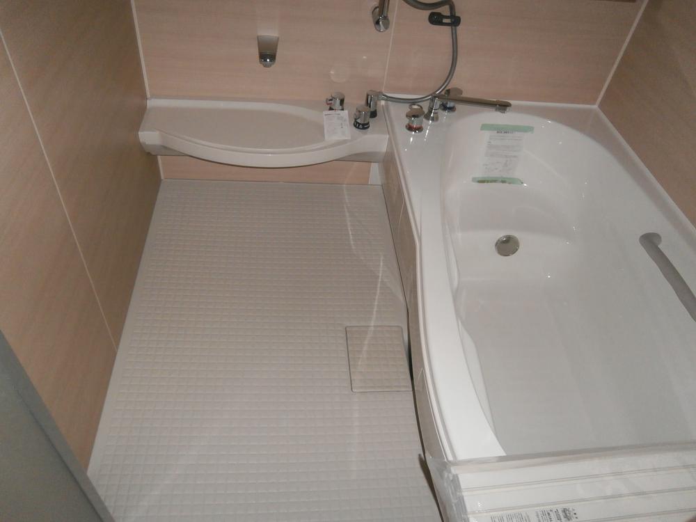 Bathroom. Room (May 2013) Shooting