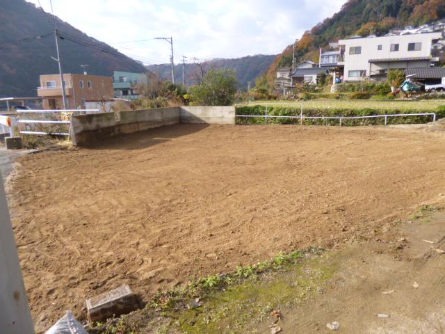 Local land photo. Local (12 May 2013) Shooting