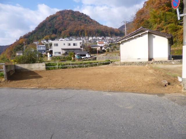 Local land photo. Local (12 May 2013) Shooting