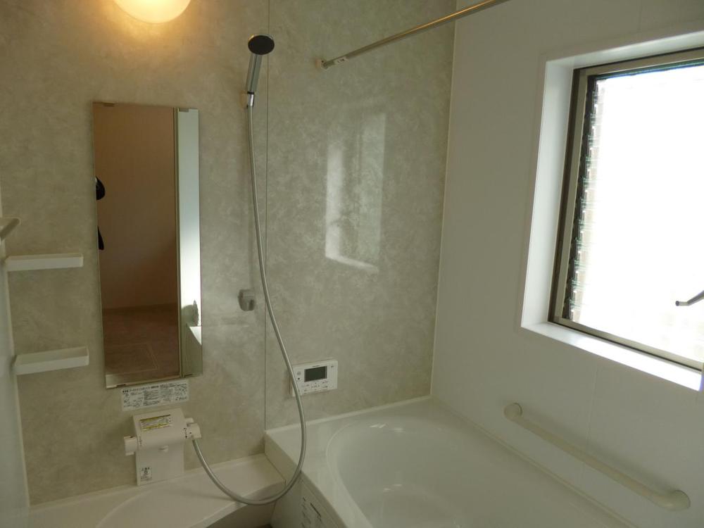 Bathroom. (March 2013) Shooting