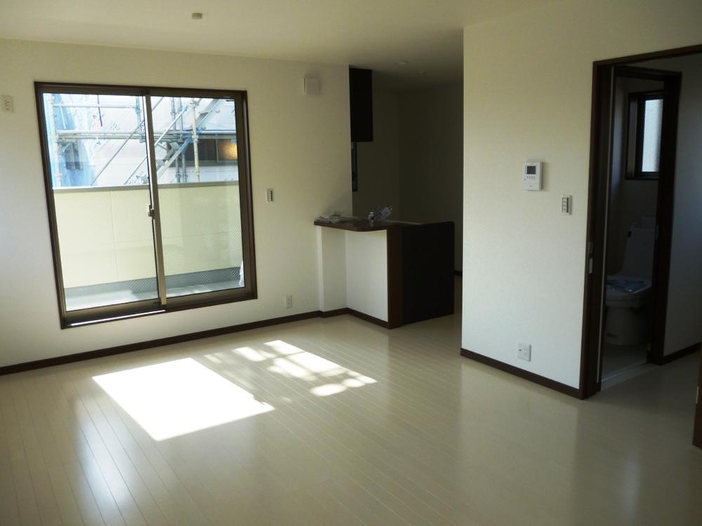 Living. 1 Building Second floor