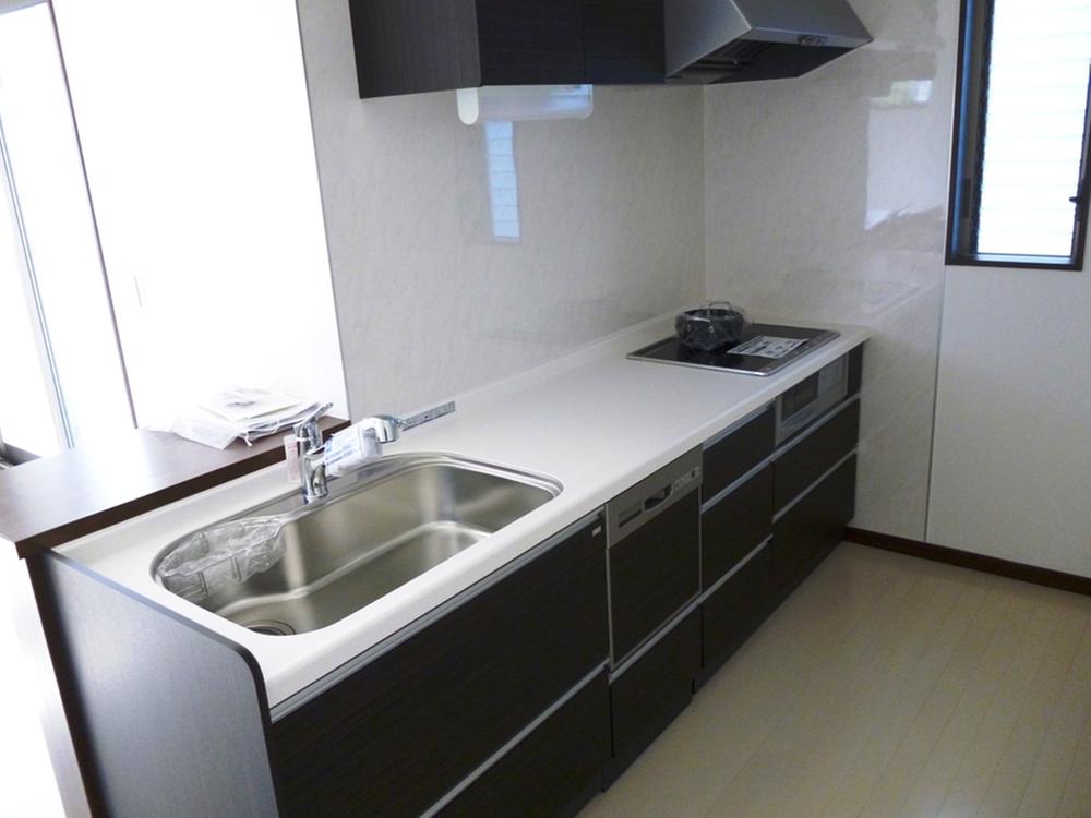 Kitchen. 1 Building Second floor