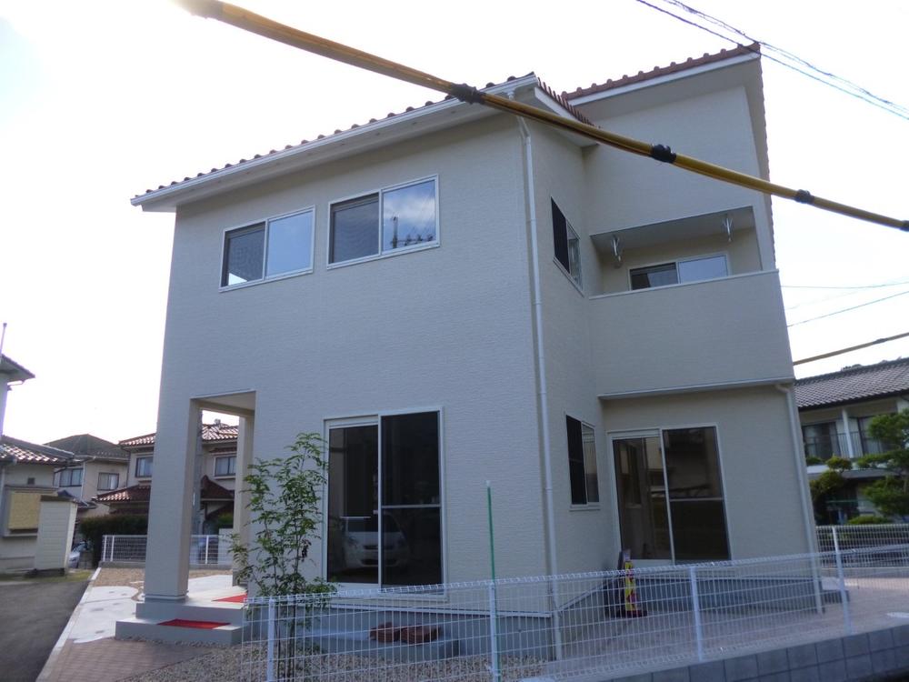 Local appearance photo. (July 2013) Shooting