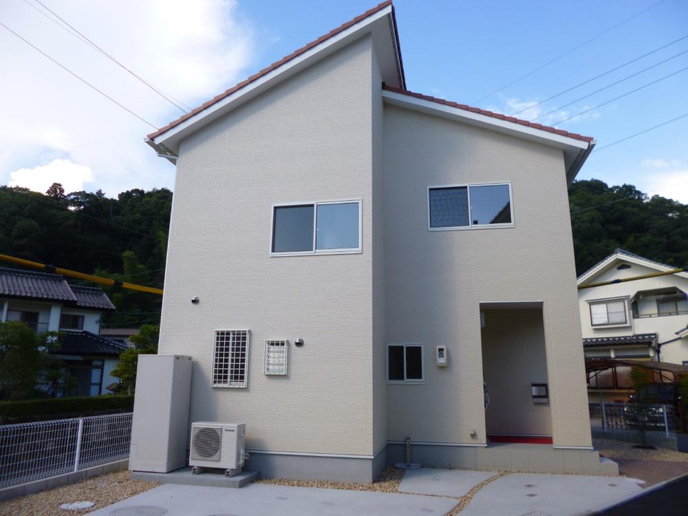 Local appearance photo. (July 2013) Shooting