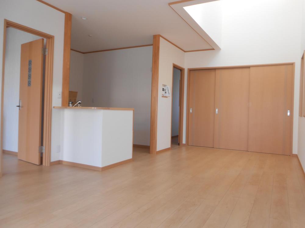 Living. Local (12 May 2013) Shooting