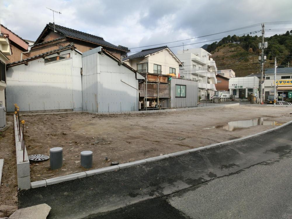 Local appearance photo. Local (12 May 2013) Shooting