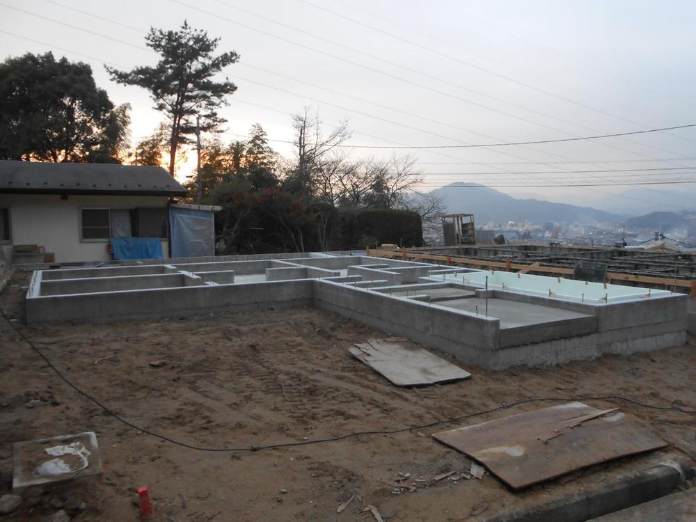 Local appearance photo. Local (12 May 2013) Shooting