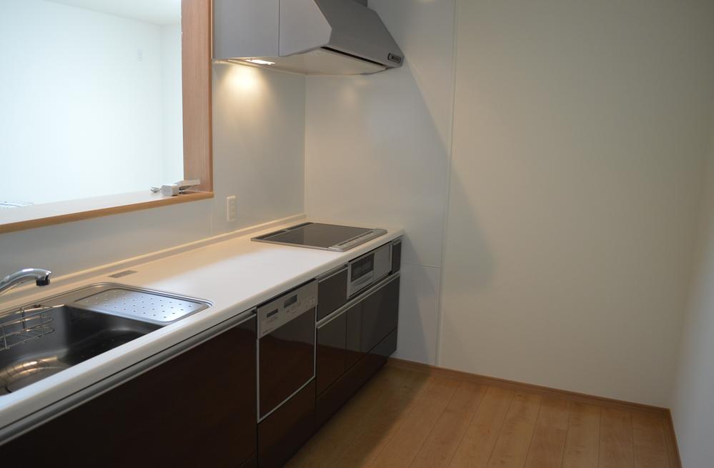 Kitchen. Indoor (September 2013) Shooting