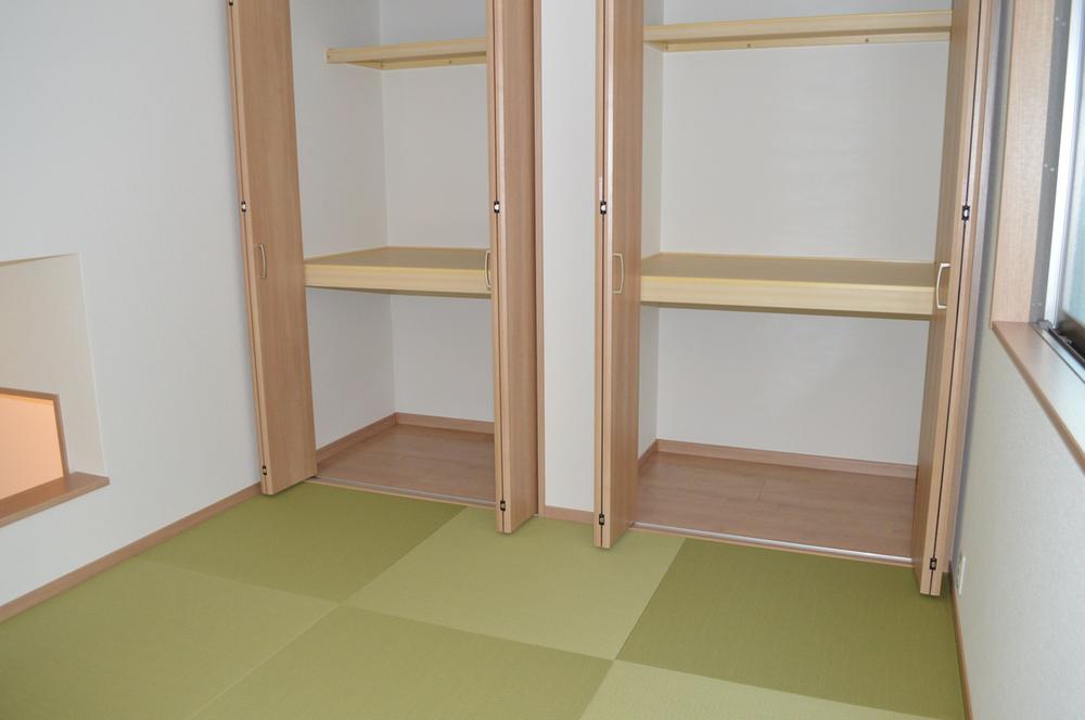 Non-living room. Indoor (September 2013) Shooting