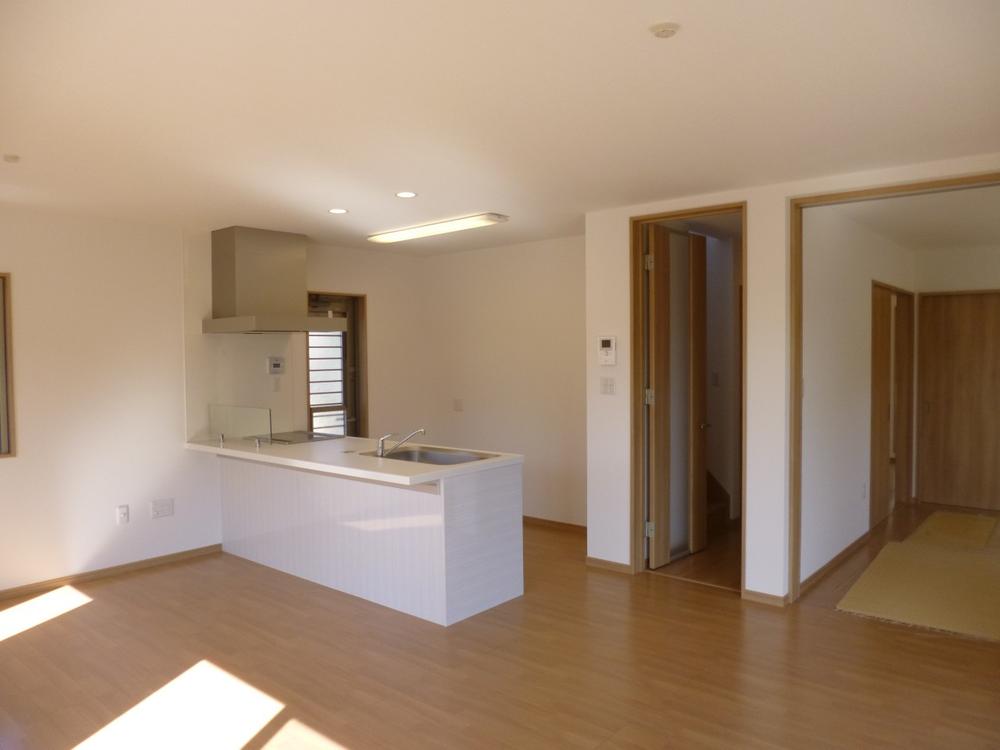 Living. (March 2013) Shooting