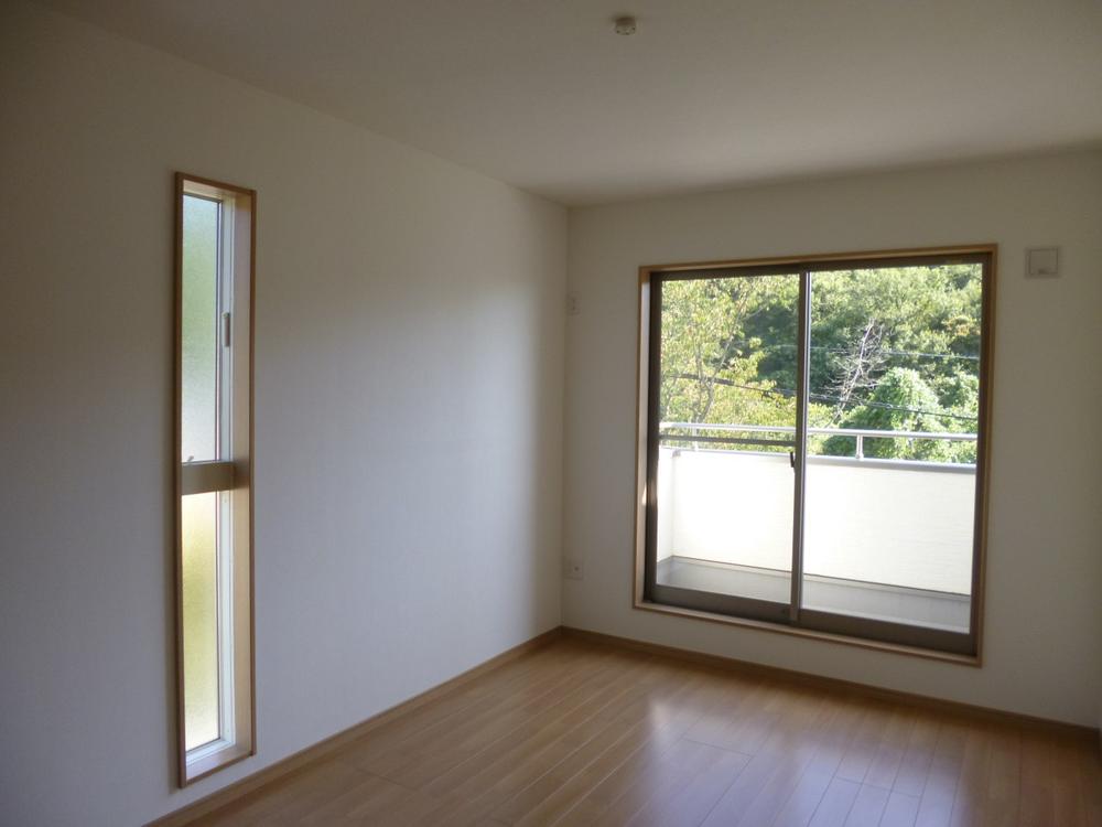 Non-living room. (March 2013) Shooting