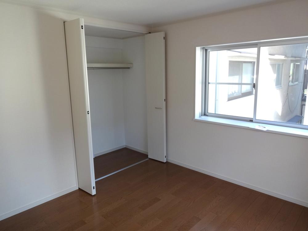 Non-living room. Indoor (September 2013) Shooting